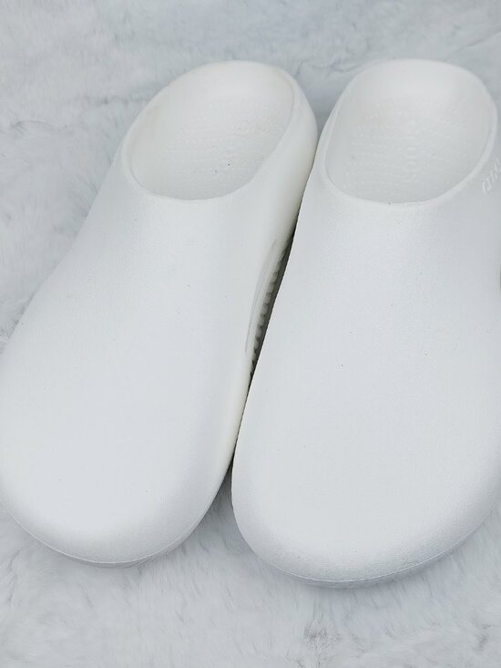 Crocs Men\'s Ice White Mellow Recovery Comfort Slip-On Clogs Size 12 main image 6